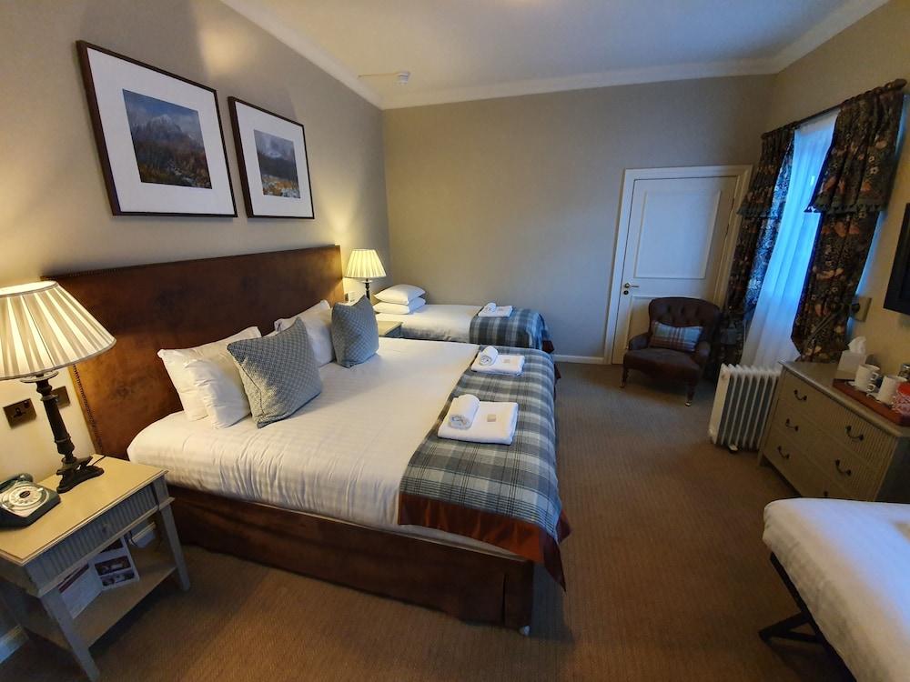 Balmoral Arms Hotel Ballater Luaran gambar